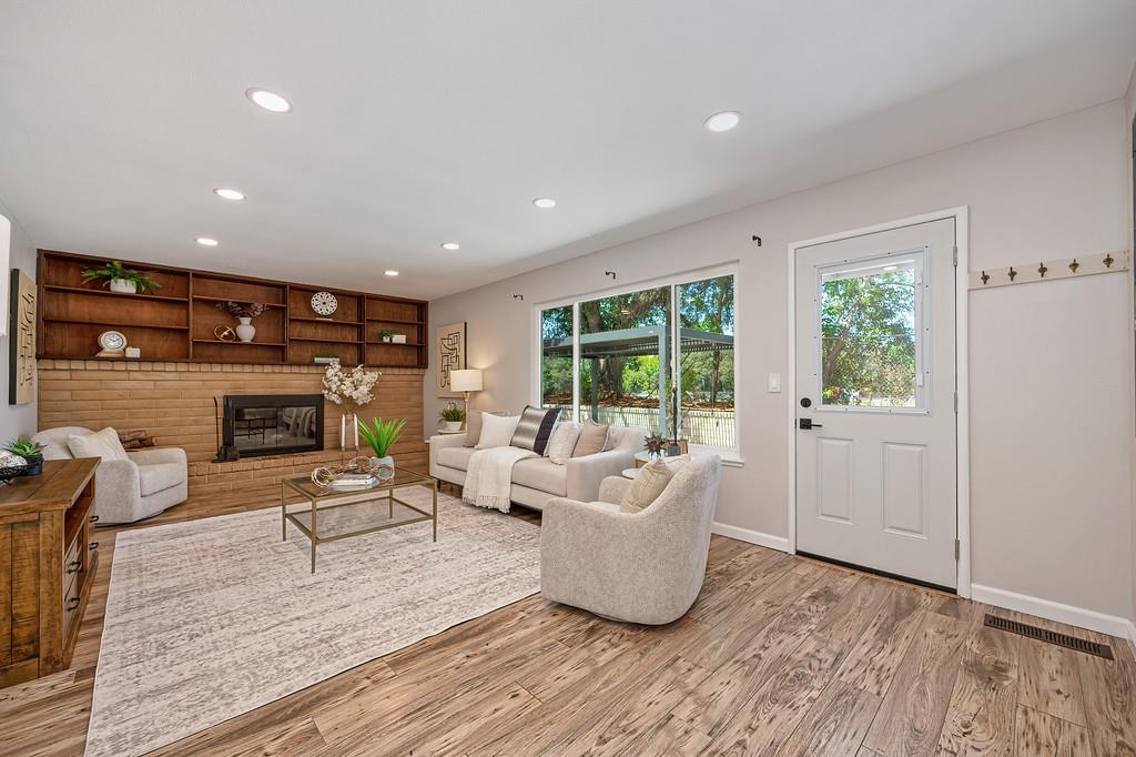 Pending, 4 Bedrooms, 3 Bathrooms, Single Family Home, Sacto Arden/Arcade Creek/Vicinity, 832 Piccadilly Cir, Sacramento, CA 95864-6123, Beth Christensen, Dunnigan Realtors, Top Agent