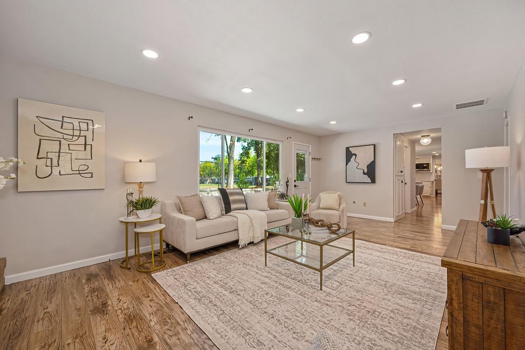 Pending, 4 Bedrooms, 3 Bathrooms, Single Family Home, Sacto Arden/Arcade Creek/Vicinity, 832 Piccadilly Cir, Sacramento, CA 95864-6123, Beth Christensen, Dunnigan Realtors, Top Agent