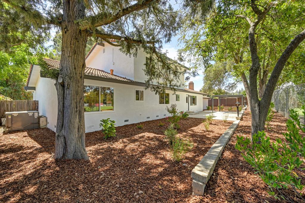Pending, 4 Bedrooms, 3 Bathrooms, Single Family Home, Sacto Arden/Arcade Creek/Vicinity, 832 Piccadilly Cir, Sacramento, CA 95864-6123, Beth Christensen, Dunnigan Realtors, Top Agent
