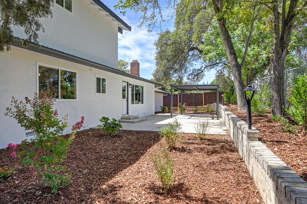 Pending, 4 Bedrooms, 3 Bathrooms, Single Family Home, Sacto Arden/Arcade Creek/Vicinity, 832 Piccadilly Cir, Sacramento, CA 95864-6123, Beth Christensen, Dunnigan Realtors, Top Agent