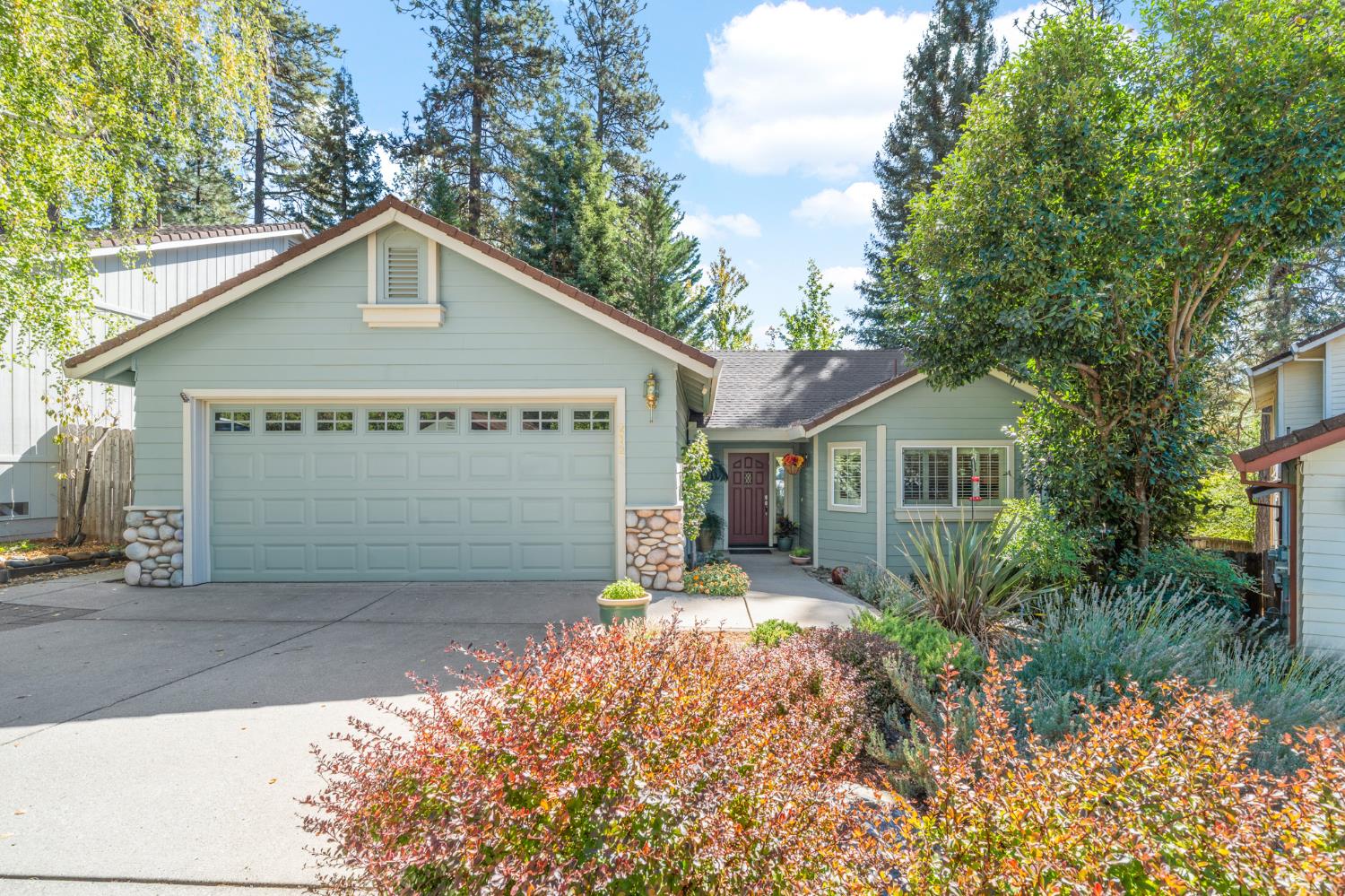 Active, 3 Bedrooms, 2 Bathrooms, Single Family Home, Grass Valley - Central, 212 Elysian Pl, Grass Valley, CA 95945-9754, Beth Christensen, Dunnigan Realtors, Top Agent Active, 3 Bedrooms, 2 Bathrooms, Single Family Home, Grass Valley - Central, 212 Elysian Pl, Grass Valley, CA 95945-9754, Beth Christensen, Dunnigan Realtors, Top Agent