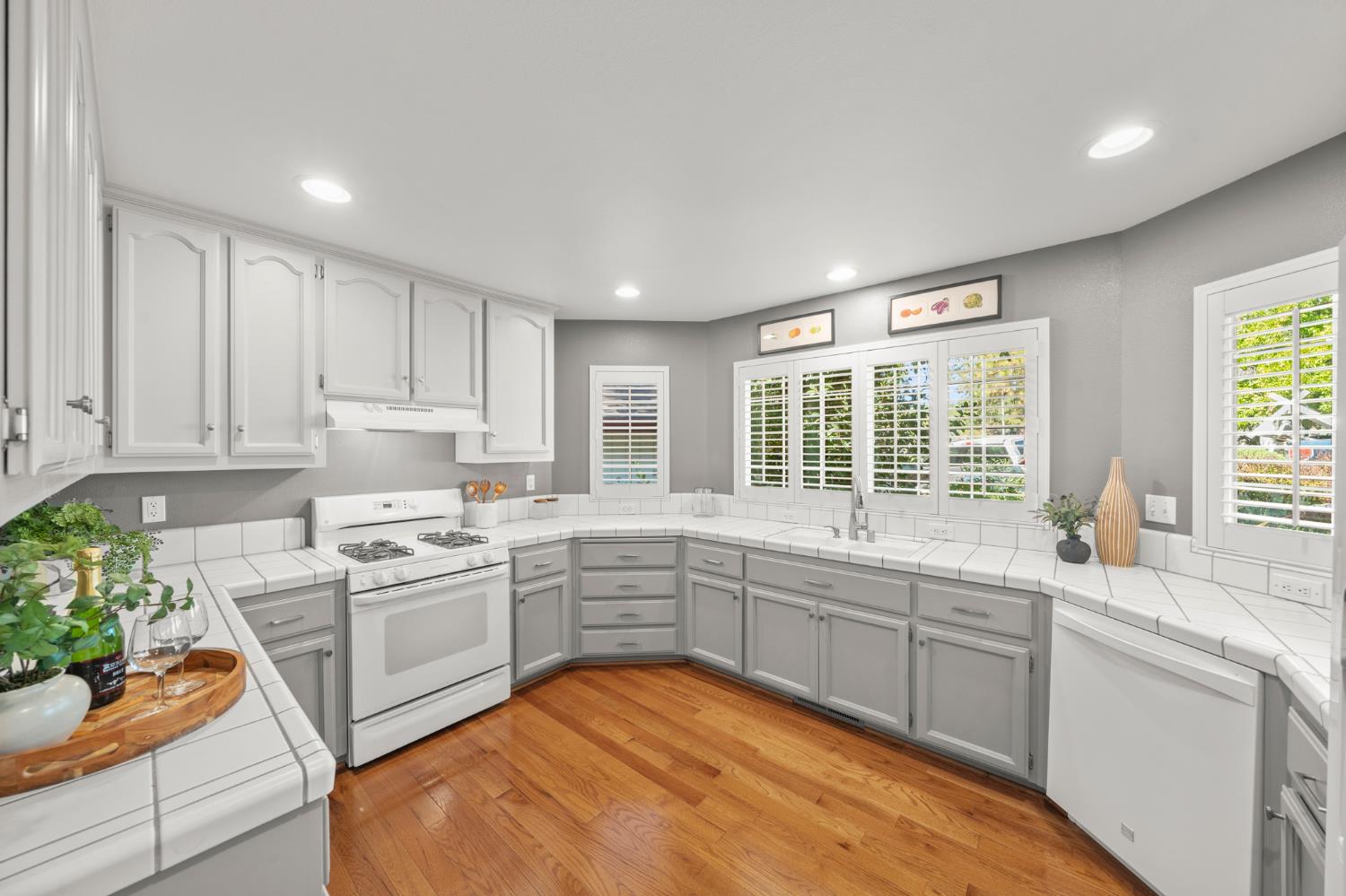 Active, 3 Bedrooms, 2 Bathrooms, Single Family Home, Grass Valley - Central, 212 Elysian Pl, Grass Valley, CA 95945-9754, Beth Christensen, Dunnigan Realtors, Top Agent Active, 3 Bedrooms, 2 Bathrooms, Single Family Home, Grass Valley - Central, 212 Elysian Pl, Grass Valley, CA 95945-9754, Beth Christensen, Dunnigan Realtors, Top Agent